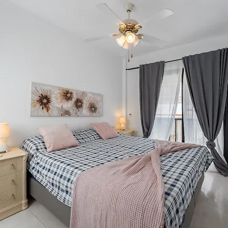 Cosy With Sea View En El Centro Cristianos Arona (Tenerife)